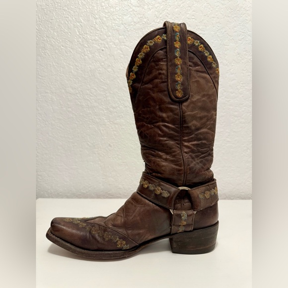 Old Gringo Cowboy Boots with Floral Embroidery - Picture 5 of 16